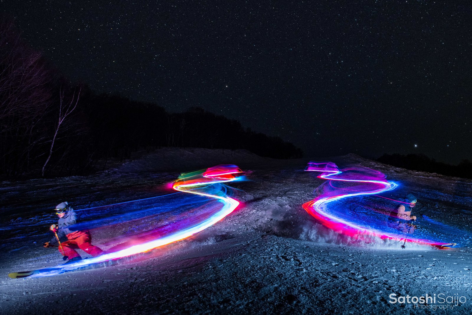 LED Skiing under the stars