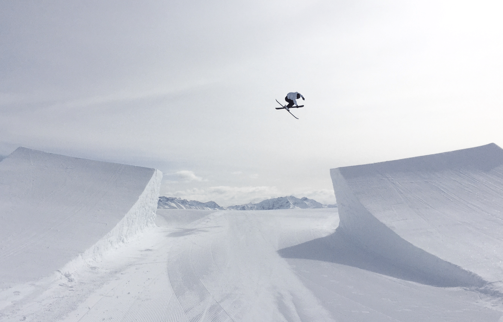 Curved Jumps at Snowpark LAAX