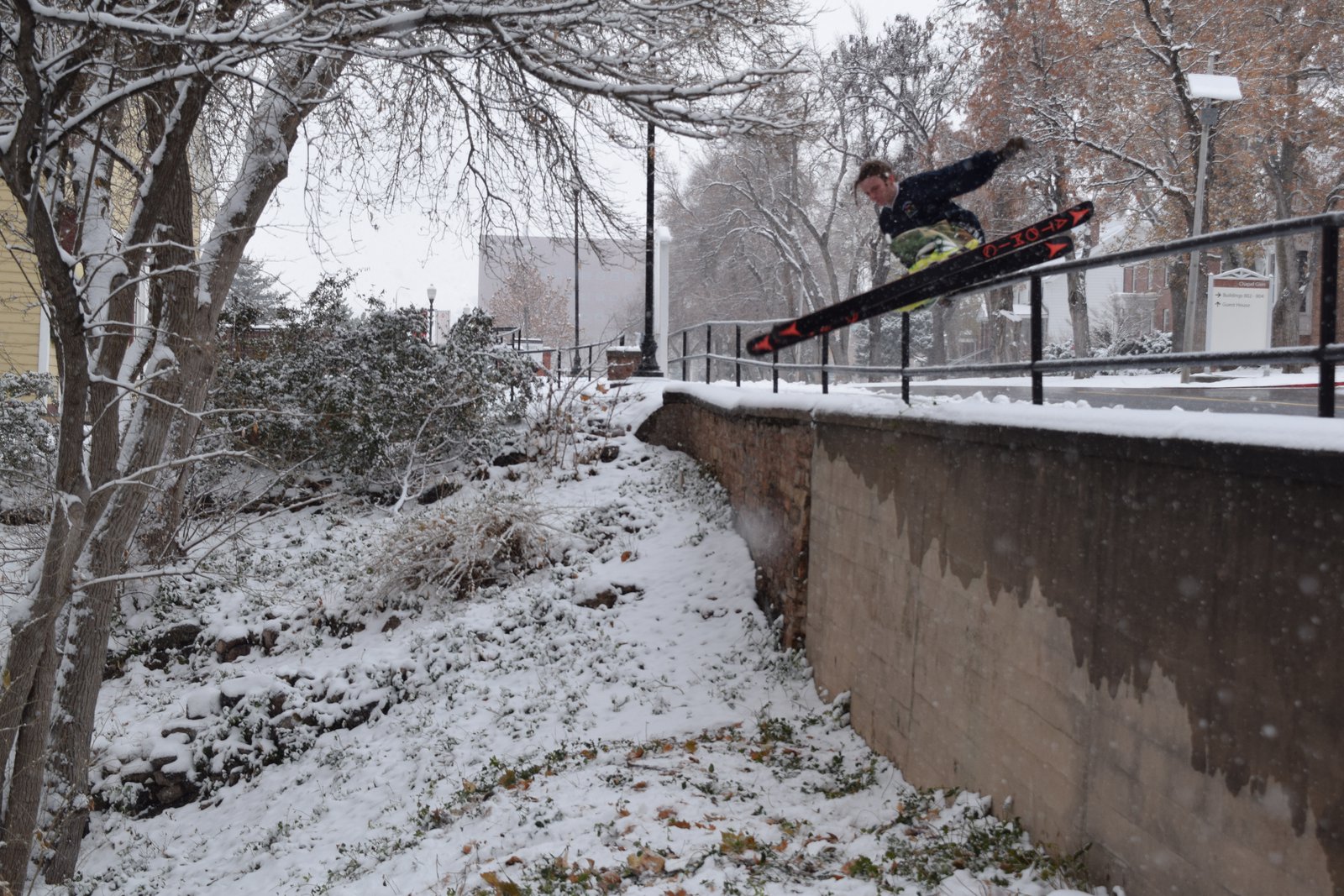 Hand plant 180 