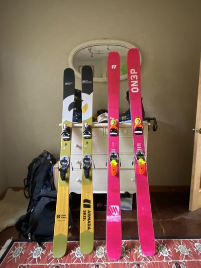 Send your ski collection - Ski Gabber 