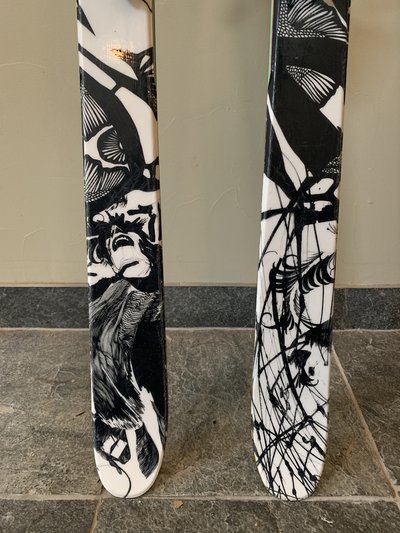 Armada AR7 with Rossignol FKS 120 Newschoolers