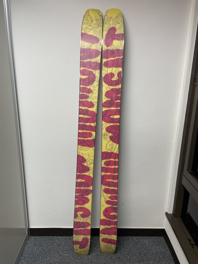 new old stock＆very valuable】20-21 MOMENT CHIPOTLE BANANA