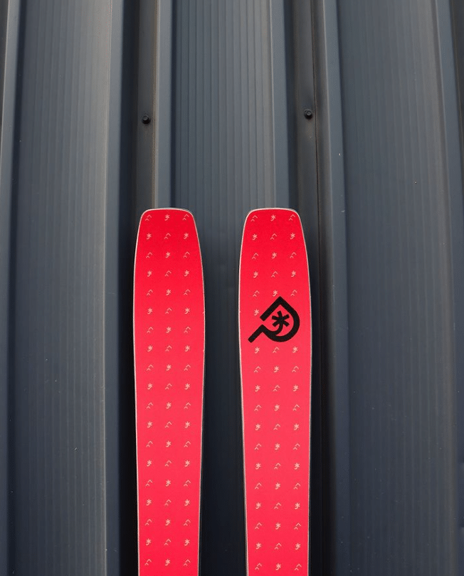 The Red Ski | Paradise Skis