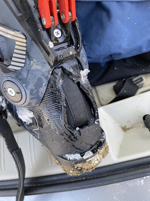 Lost both mid-foot buckles on K2 Mindbender 120 on the same day. This was  my first more technical tour in these boots. Worried that they may be  flexing a bad spot. Anybody