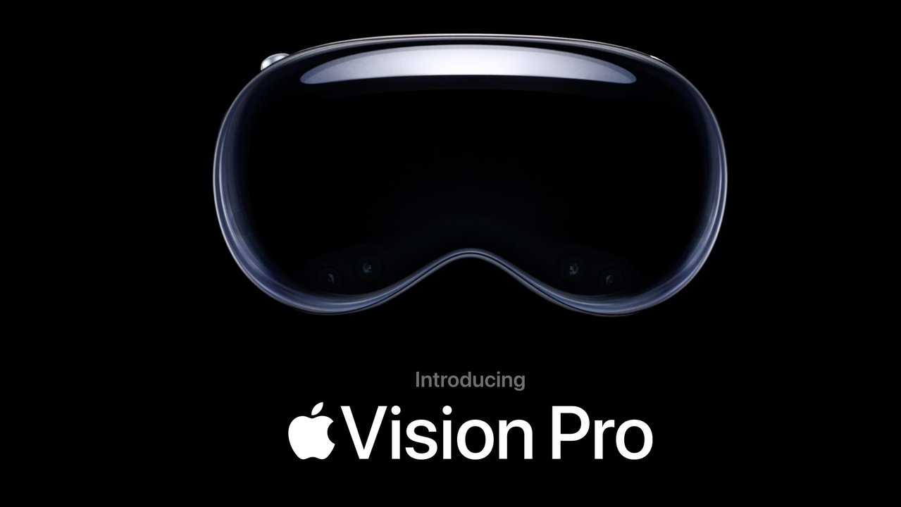 Apple Unveils “Ski Goggle” Augmented Reality Headset
