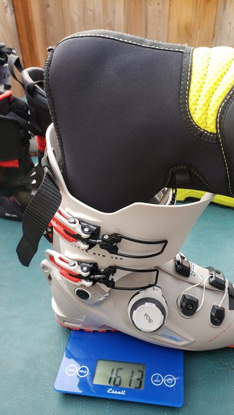 New for 2023 - 4; Atomic Hawx Ultra XTD 130 Gripwalk with