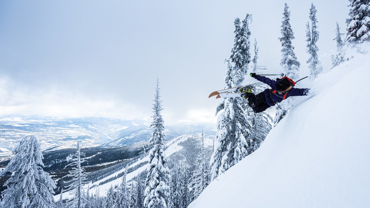 Win The Ultimate Red Mountain Ski Trip + Free Skis & Boots