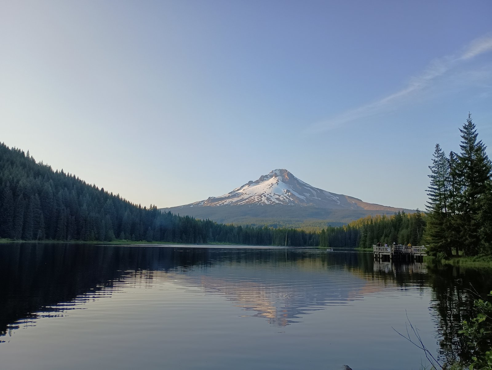 Mt Hood view from Lake Trillium 